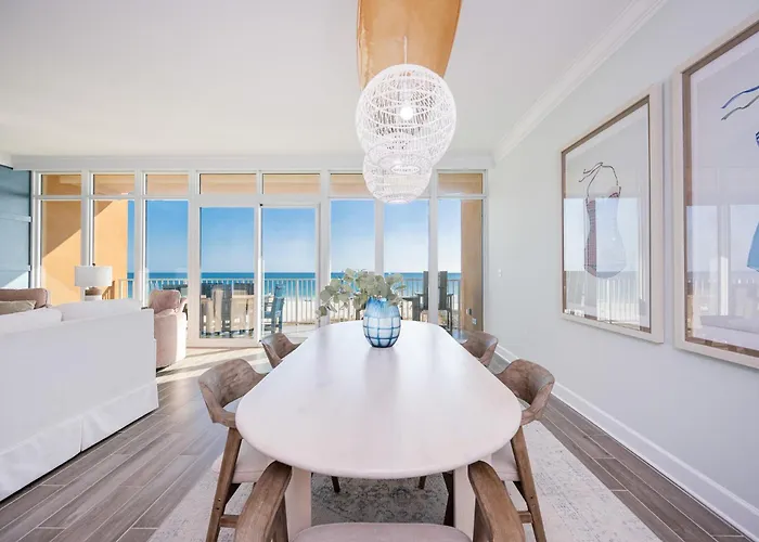Phoenix Gulf Towers 306 Apartment *