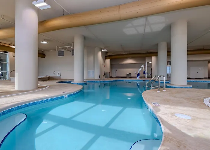 Phoenix Gulf Towers 306 Apartment *